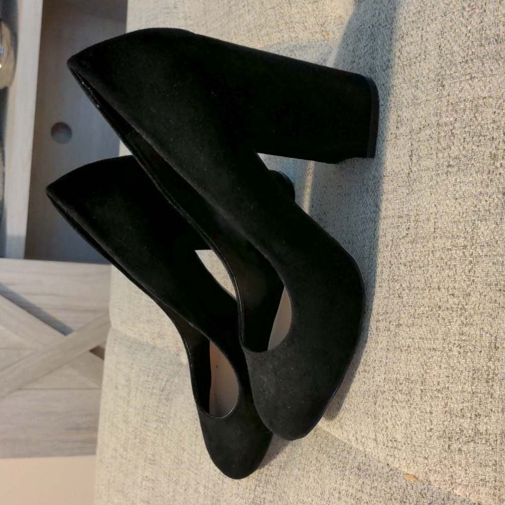 Call it Spring black suede 4 inch block heels size 7 in very good used condition